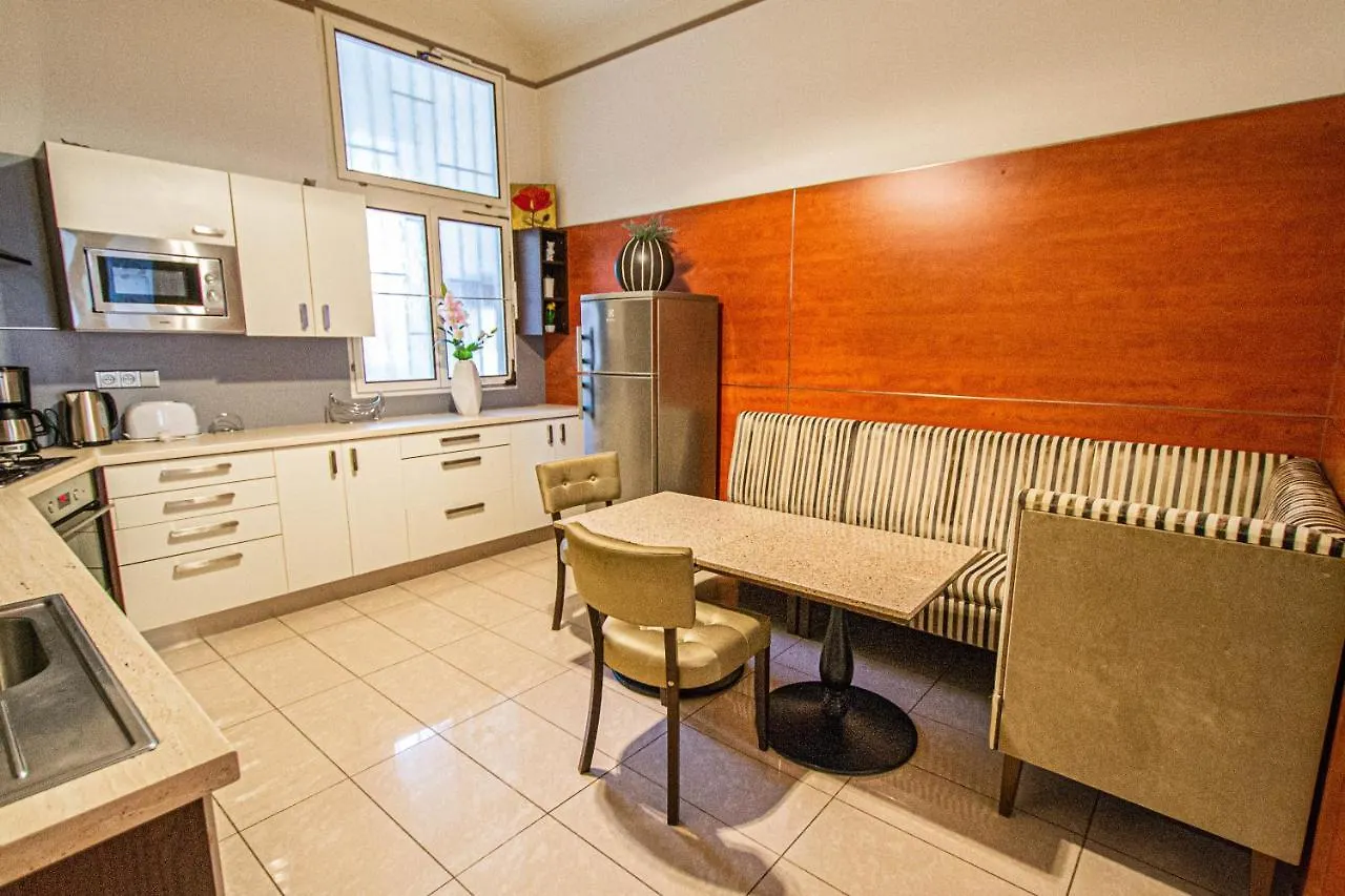 Central 2Bdr Flat Behind Museum Prague